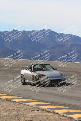 media/Jan-28-2024-SCCA SD (Sun) [[95d197e79e]]/1-Advanced Group/Session 2 (Bowl)/